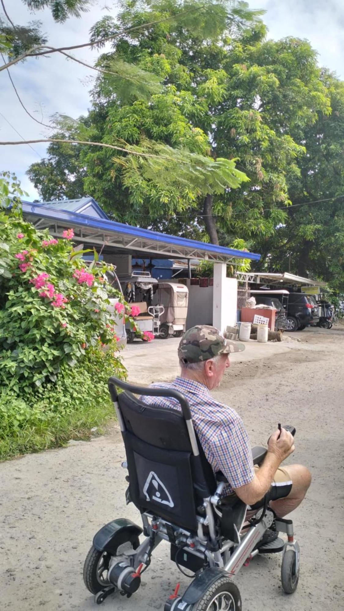 Angeles City Guesthouse Eksteriør bilde