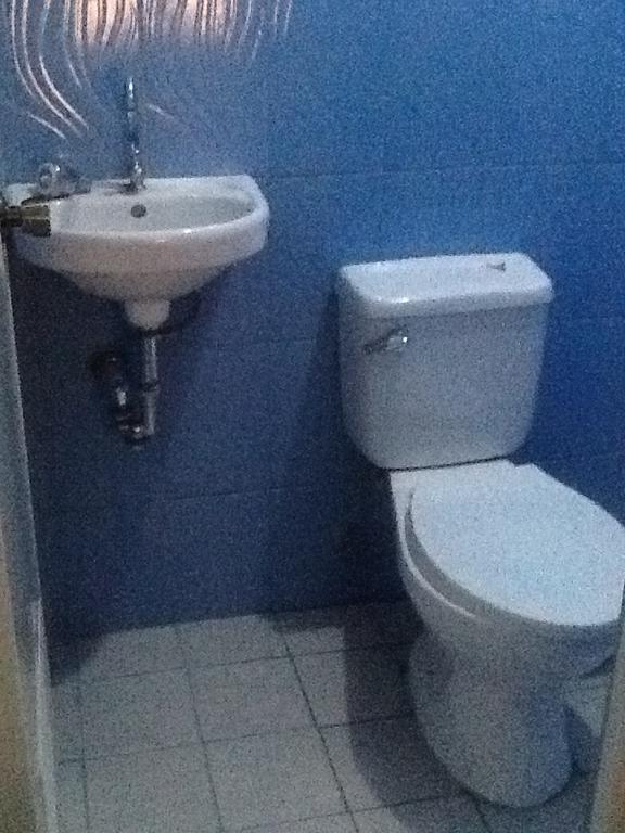 Angeles City Guesthouse Eksteriør bilde